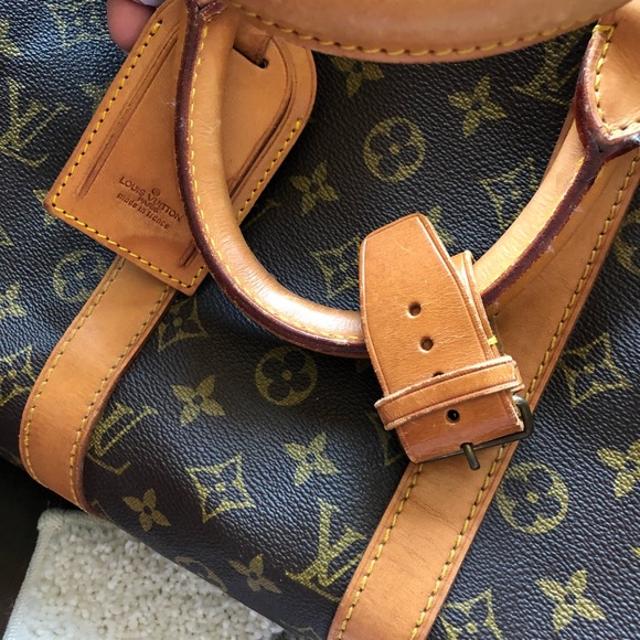 Authentic Louis Vuitton Keepall 45 - Picture 3 of 8